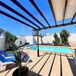 Domingo 2 By Jk Lanzarote Willa